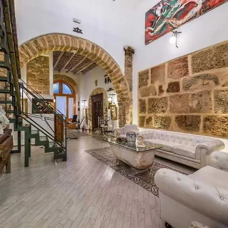 Porta Di Castro Boutique & Pool Hotel 3*