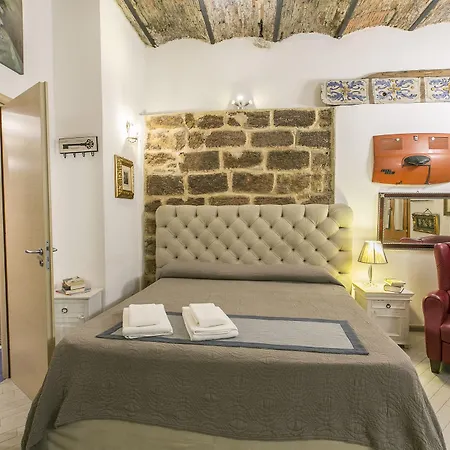 Porta Di Castro Boutique & Pool Hotel