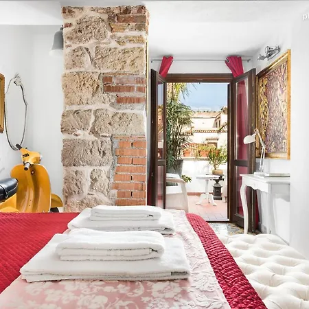 Porta Di Castro Boutique & Pool