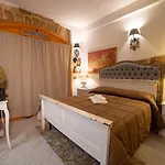 Hotel Porta Di Castro & 3*