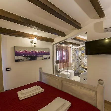 Porta Di Castro & Hotell