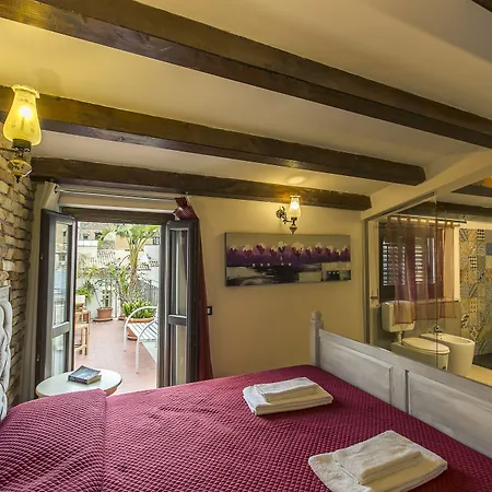 Porta Di Castro & Hotell Palermo